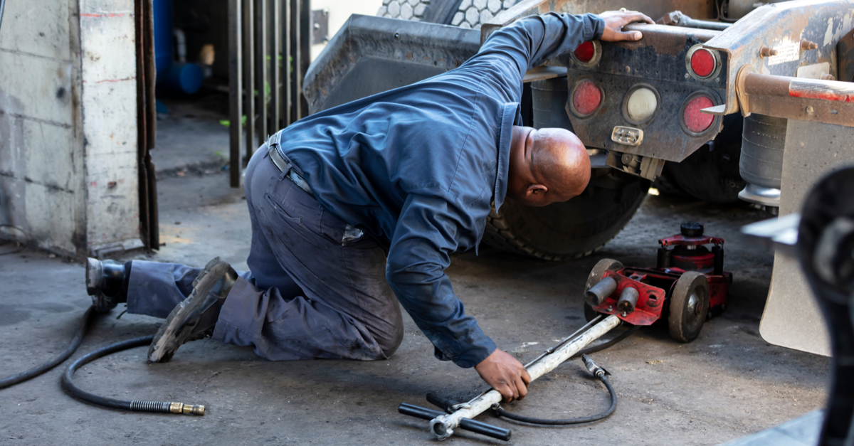 The Ultimate Guide to Building a Truck Preventive Maintenance Program ...