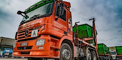 Lang recycling truck